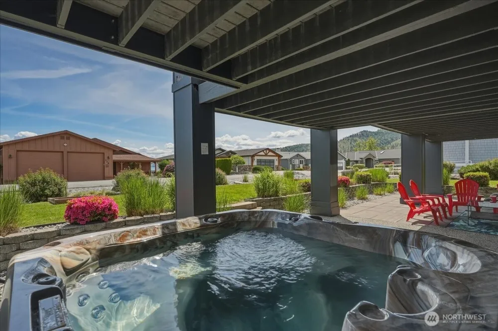 127 Chelan View Drive Manson, WA 98831