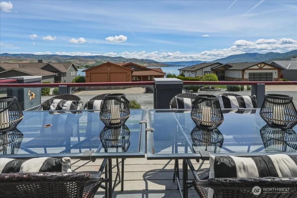 127 Chelan View Drive Manson, WA 98831