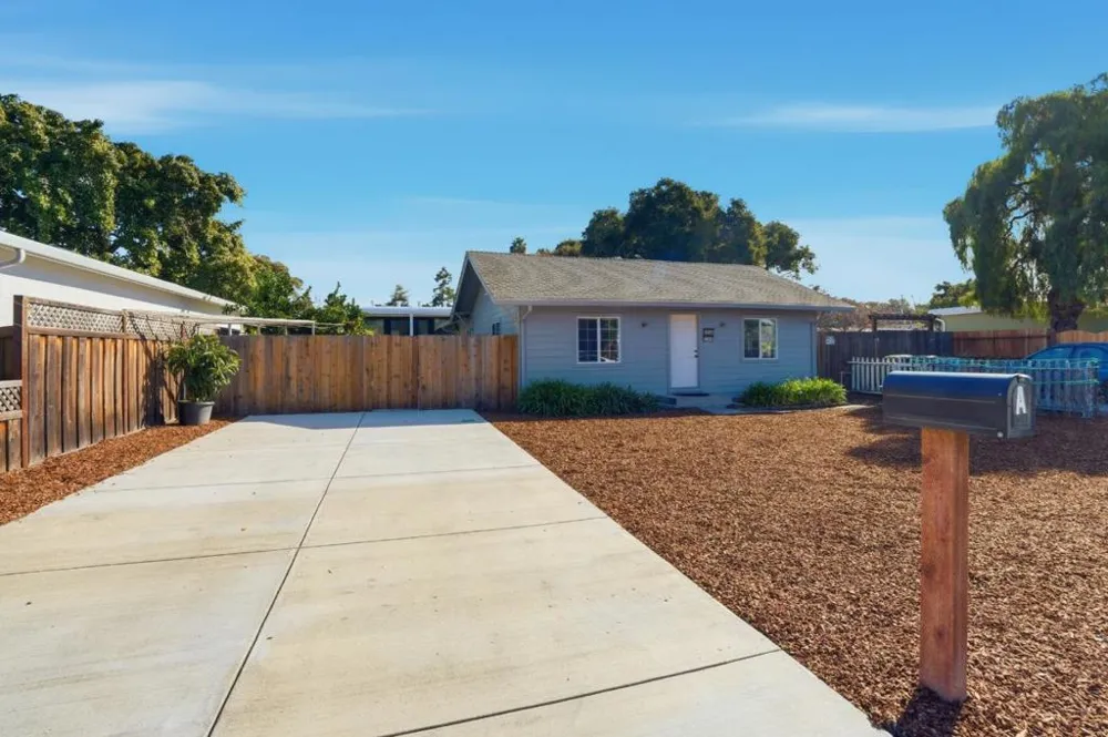 2260 Clarke Avenue East Palo Alto, CA 94303