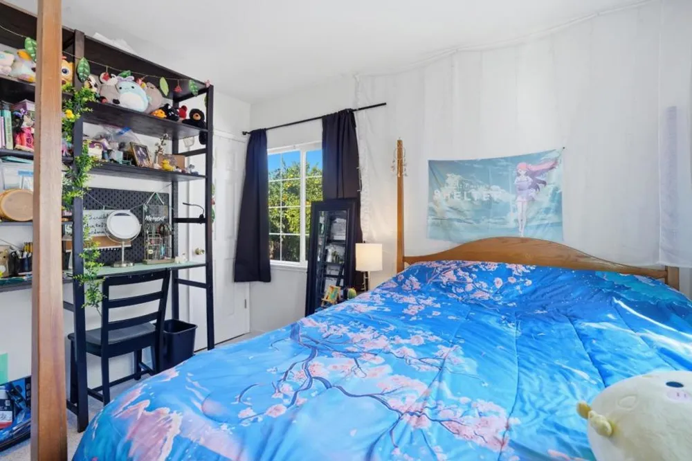 2260 Clarke Avenue East Palo Alto, CA 94303