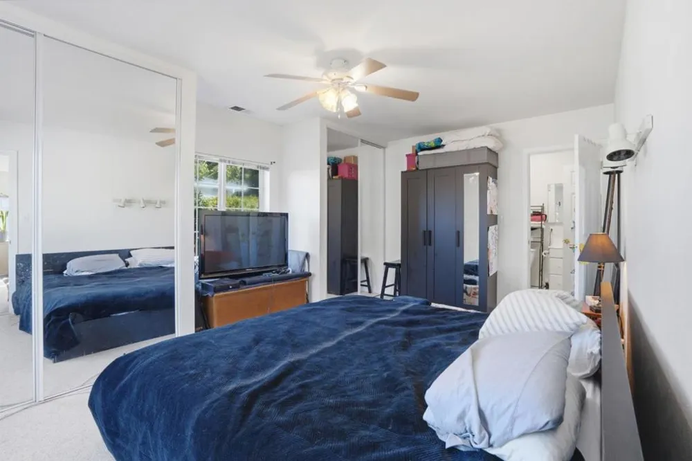 2260 Clarke Avenue East Palo Alto, CA 94303