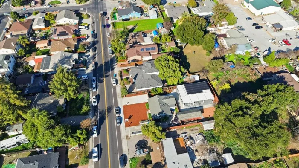 2260 Clarke Avenue East Palo Alto, CA 94303