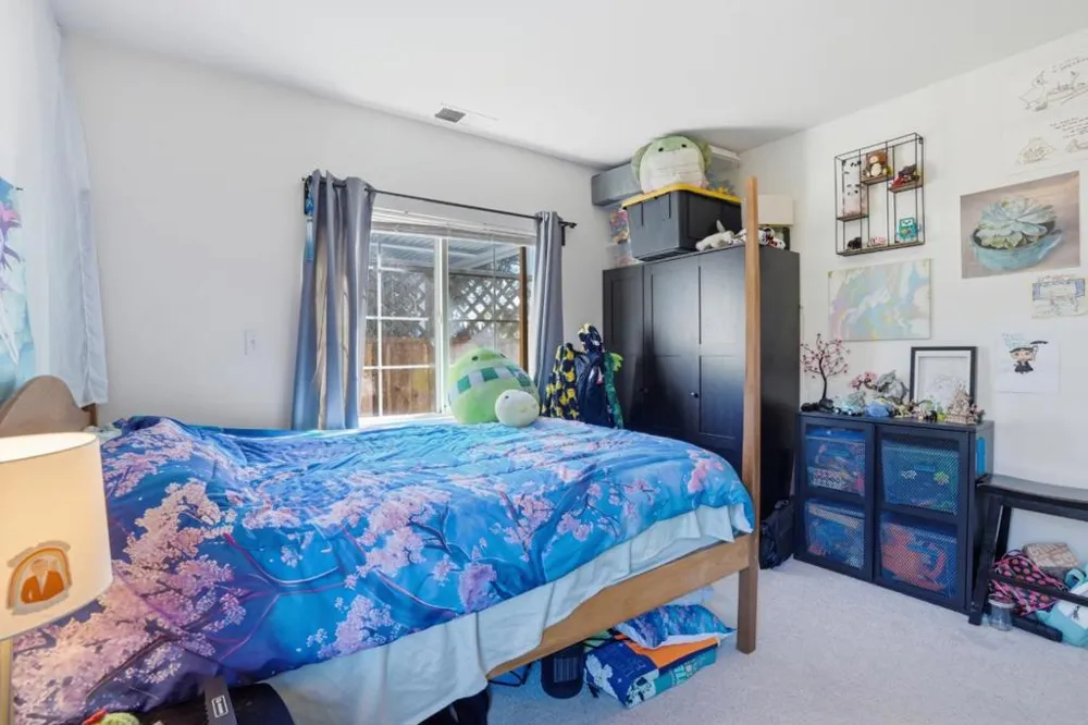 2260 Clarke Avenue East Palo Alto, CA 94303