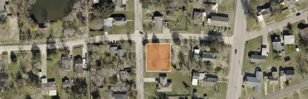 815 Bowie Street Baytown, TX 77520