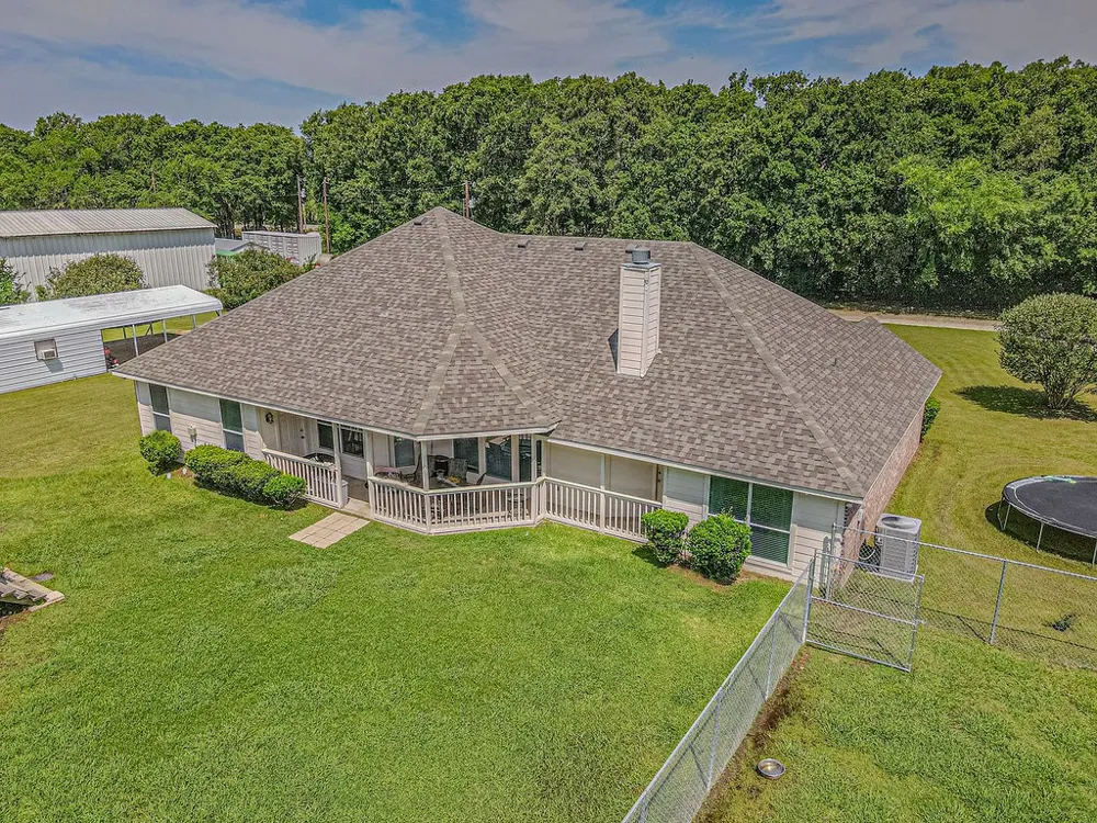 9789 S State Highway 34 Scurry, TX 75158