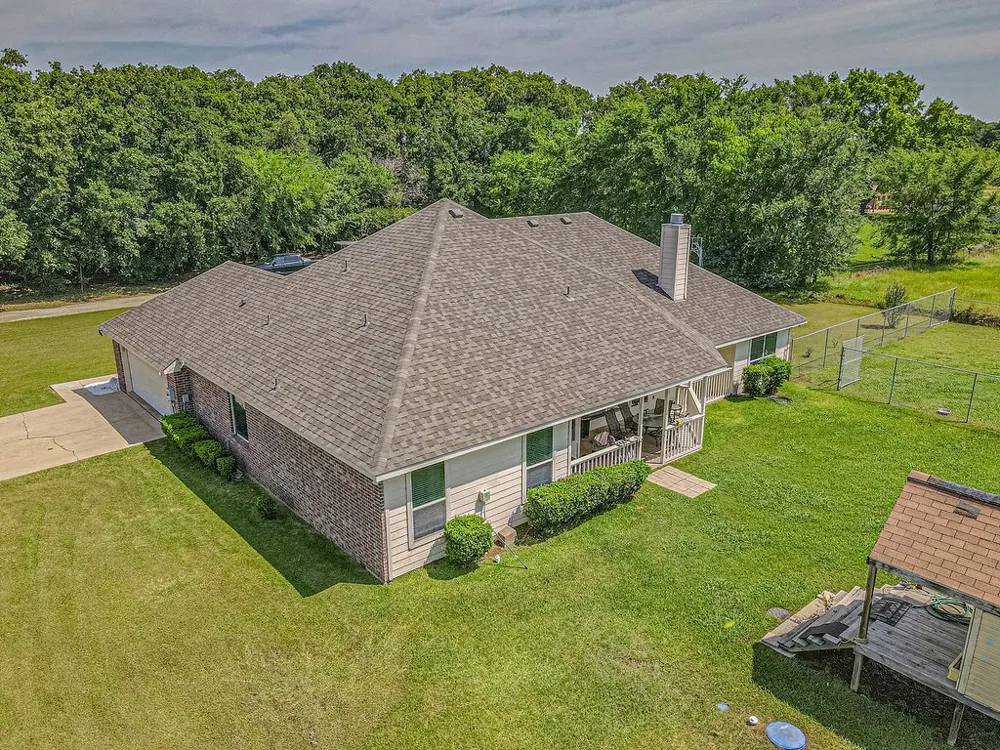 9789 S State Highway 34 Scurry, TX 75158