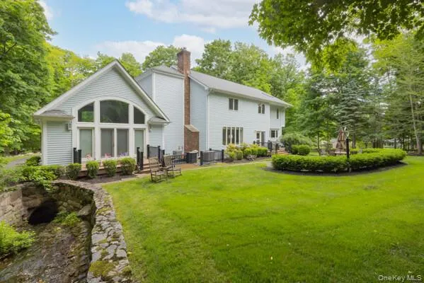 19 W Gate Road Suffern, NY 10901
