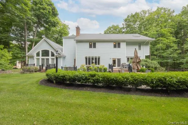 19 W Gate Road Suffern, NY 10901