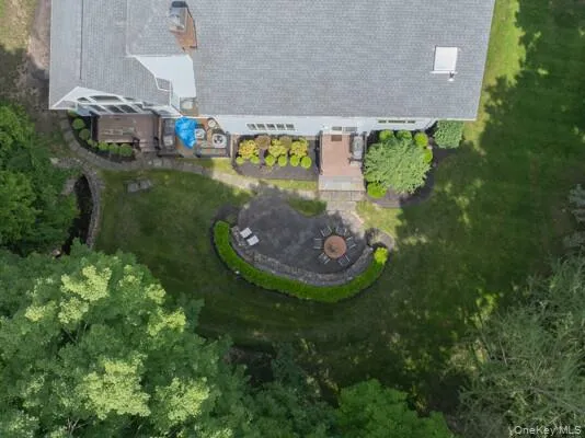 19 W Gate Road Suffern, NY 10901
