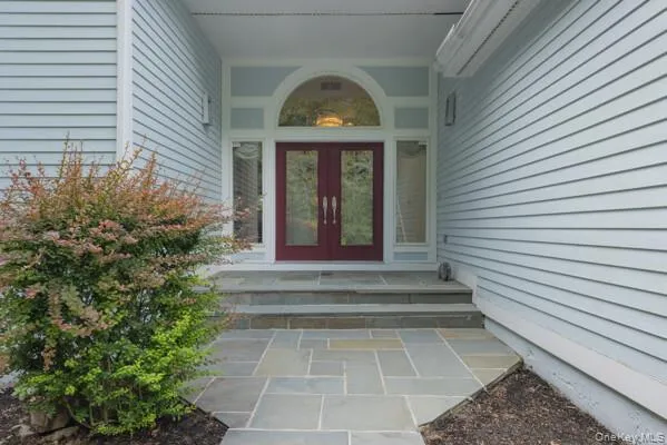 19 W Gate Road Suffern, NY 10901