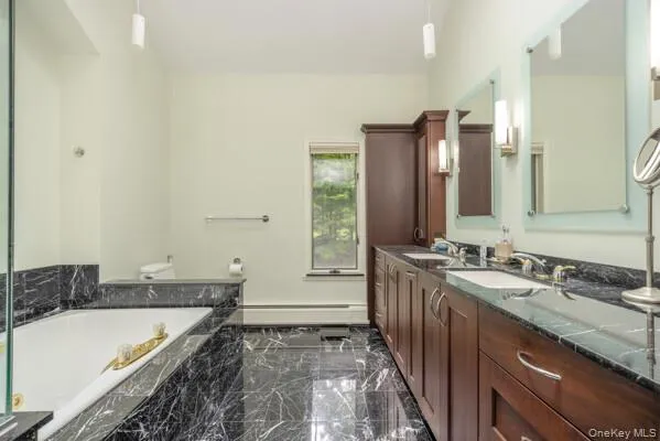 19 W Gate Road Suffern, NY 10901
