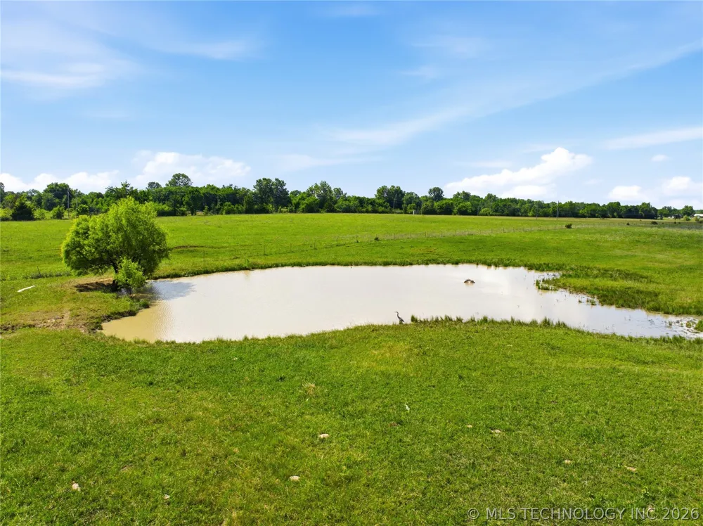 30 S 270 ROAD Morris, OK 74445