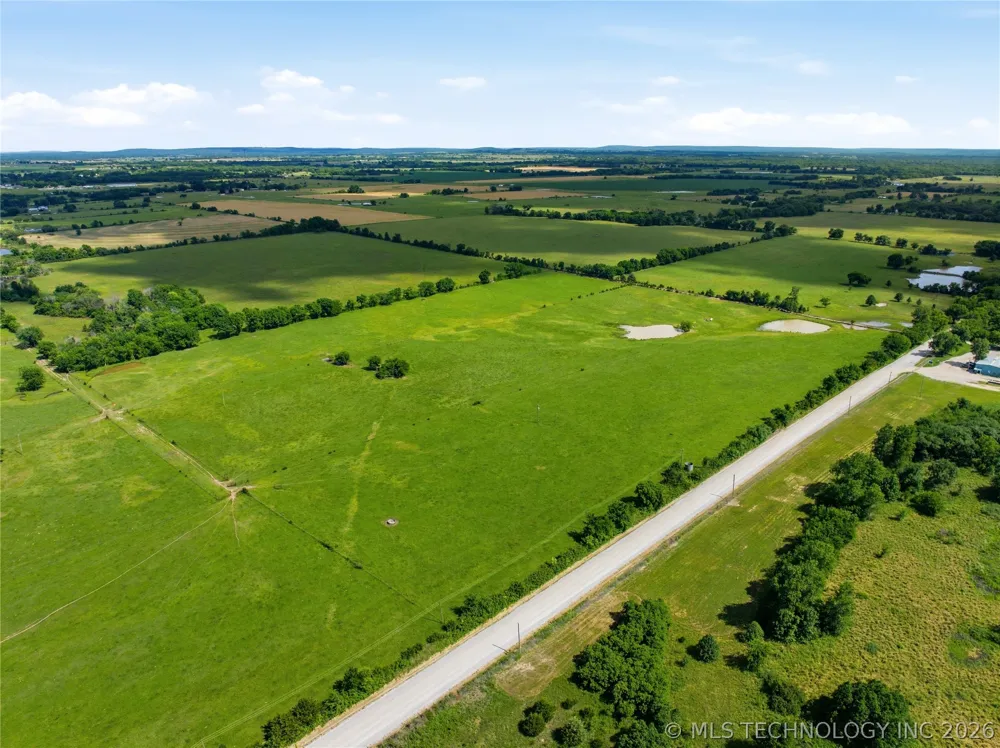 30 S 270 ROAD Morris, OK 74445