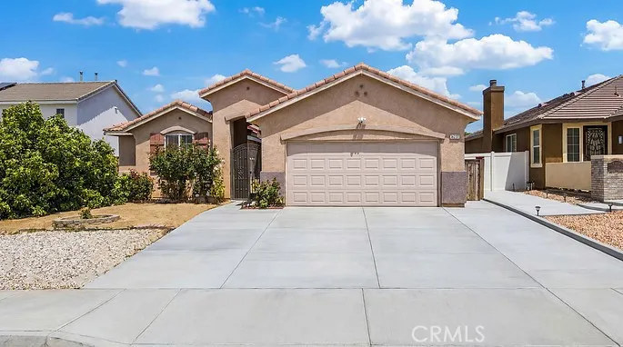 14357 Nicoles Adelanto, CA 92301