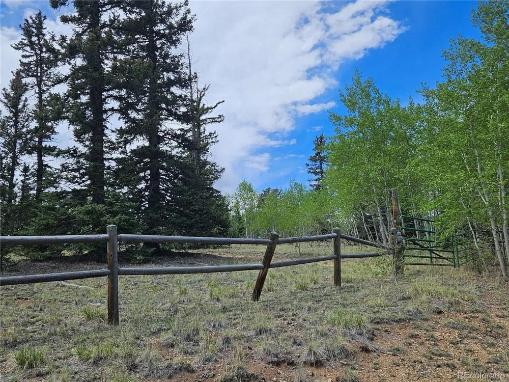 412 Smith And Wesson Road Como, CO 80456