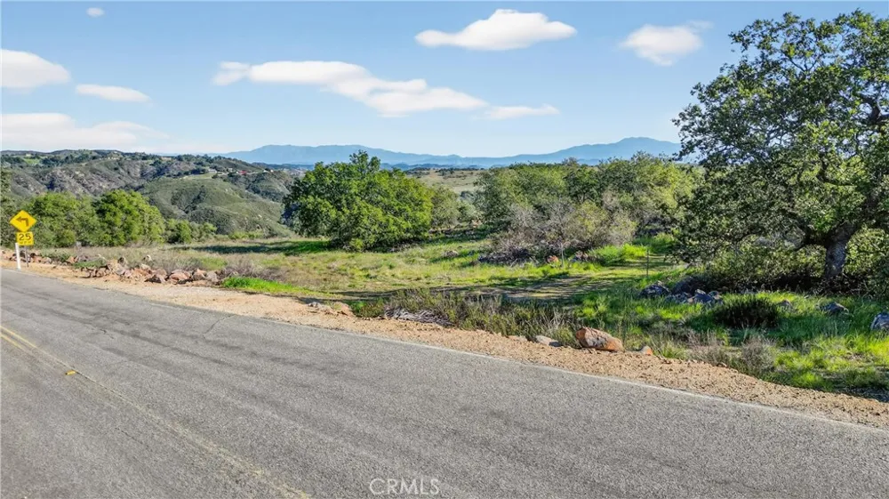 Avenida Perla Bonita Murrieta, CA 92562