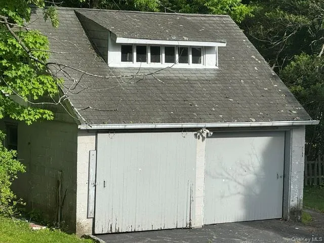 74 S Airmont Road Suffern, NY 10901