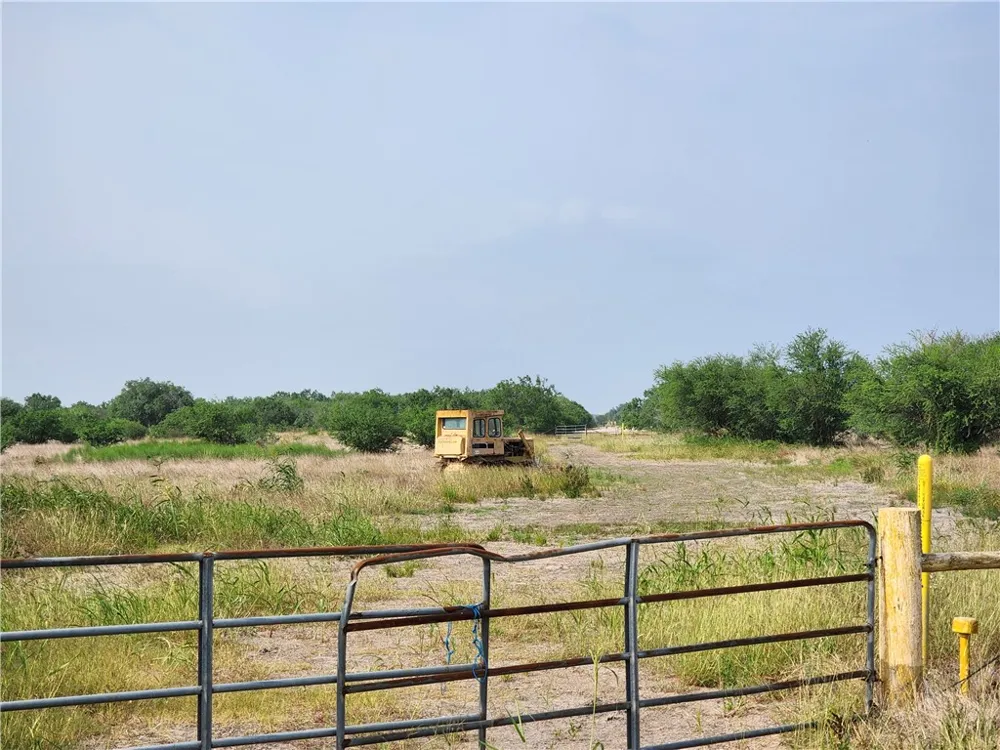 County Road 1144 Sinton, TX 78387