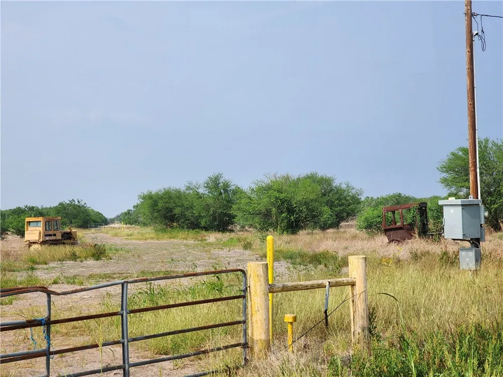 County Road 1144 Sinton, TX 78387