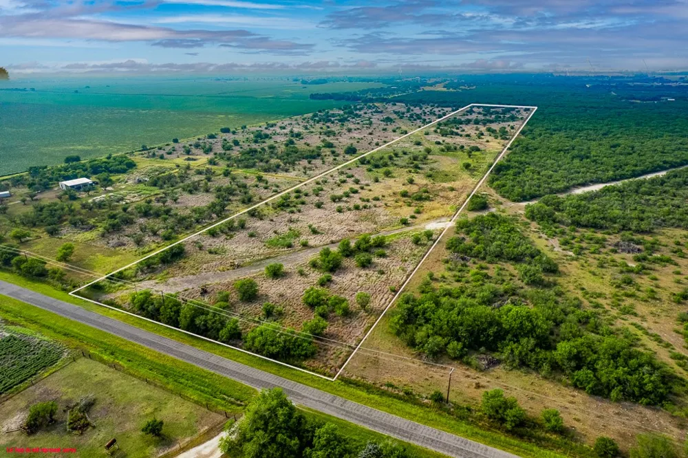 County Road 1144 Sinton, TX 78387