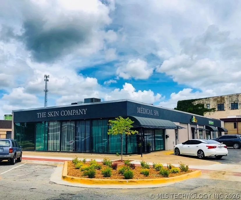 23 E Choctaw Avenue