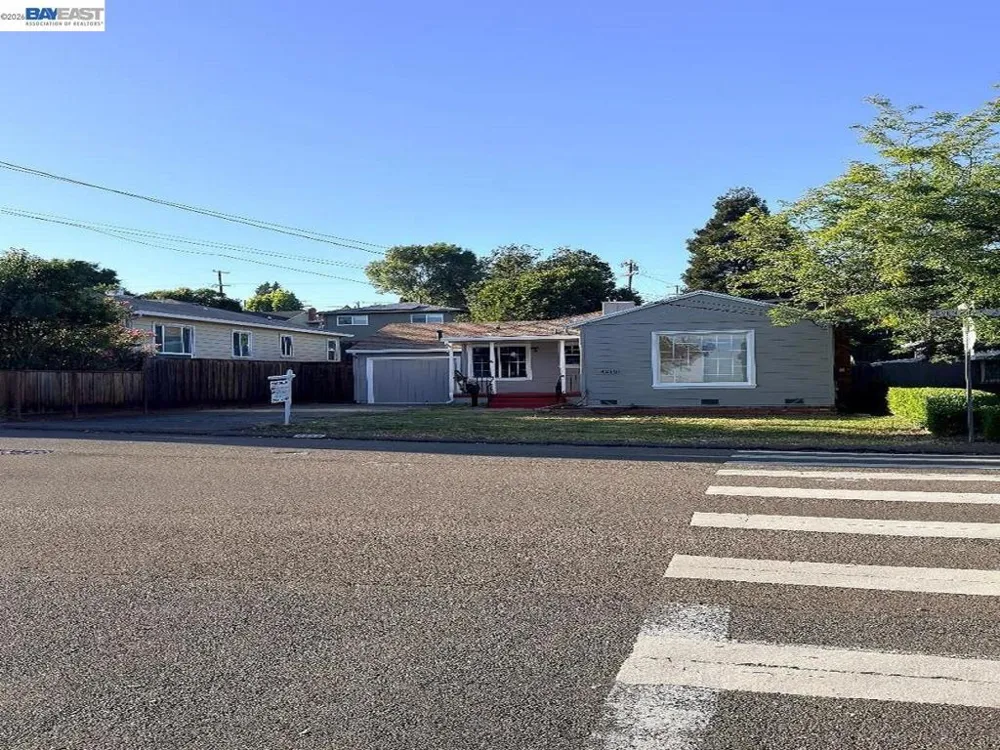 4256 Seven Hills Road Castro Valley, CA 94546
