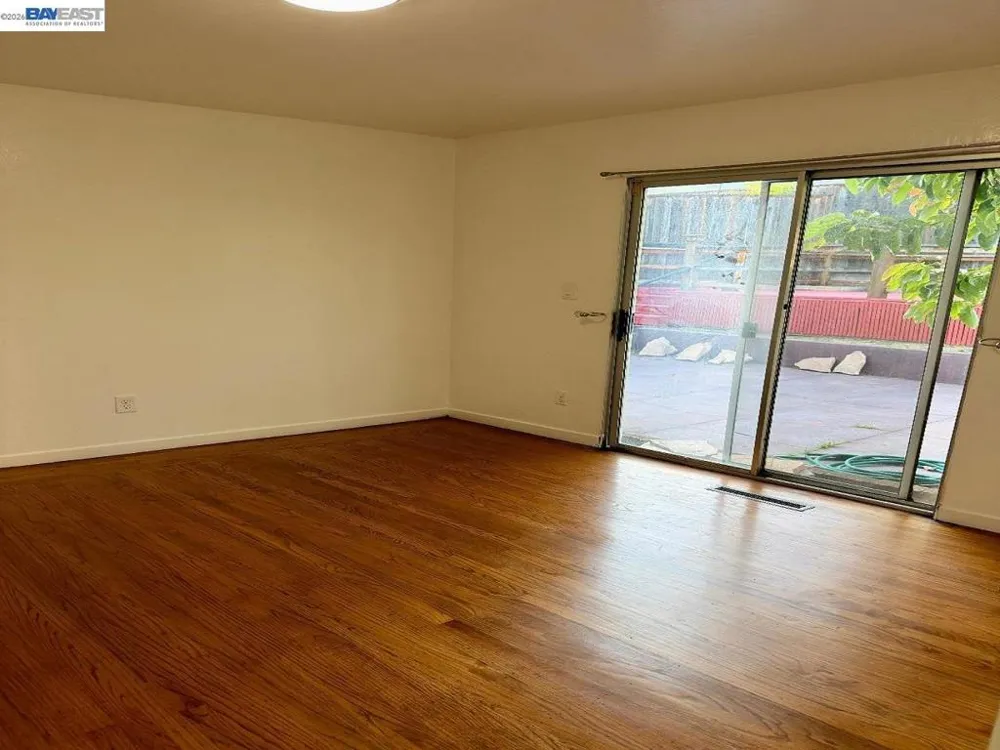 4256 Seven Hills Road Castro Valley, CA 94546