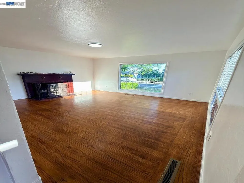 4256 Seven Hills Road Castro Valley, CA 94546