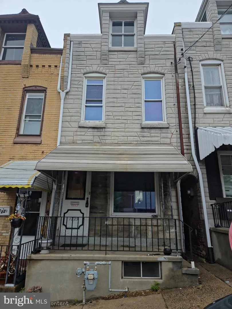 1223 ELM STREET