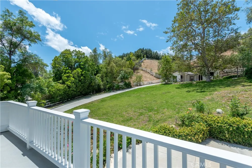 24232 LONG VALLEY ROAD Hidden Hills, CA 91302