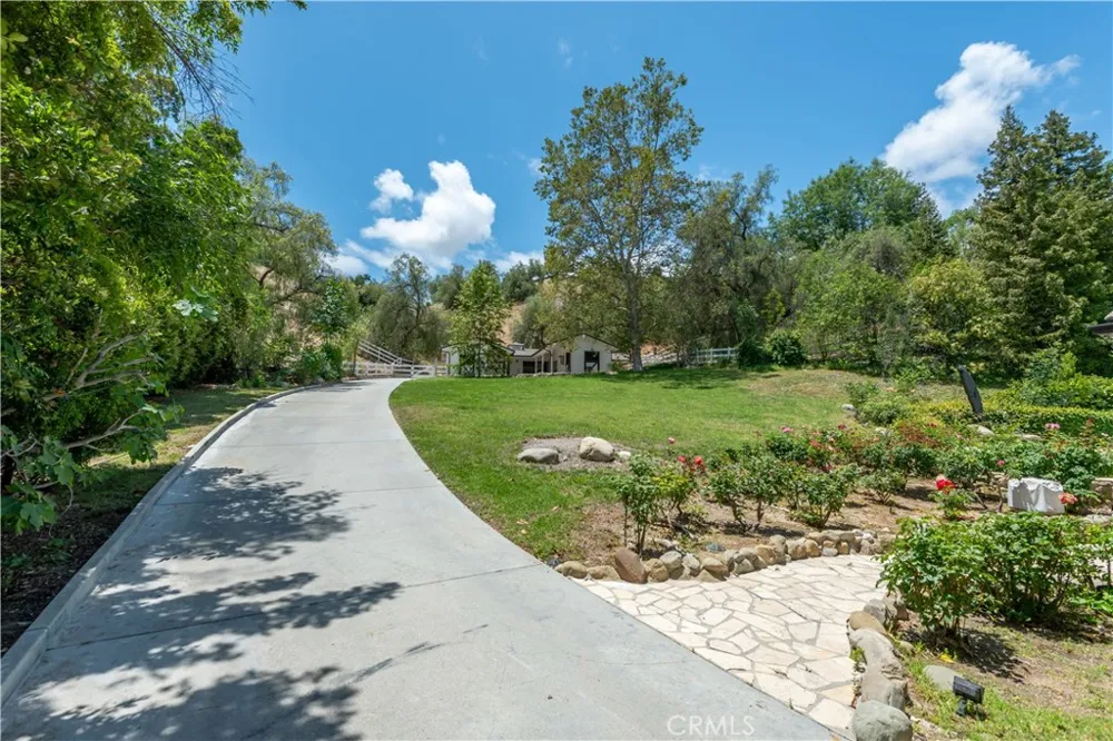 24232 LONG VALLEY ROAD Hidden Hills, CA 91302