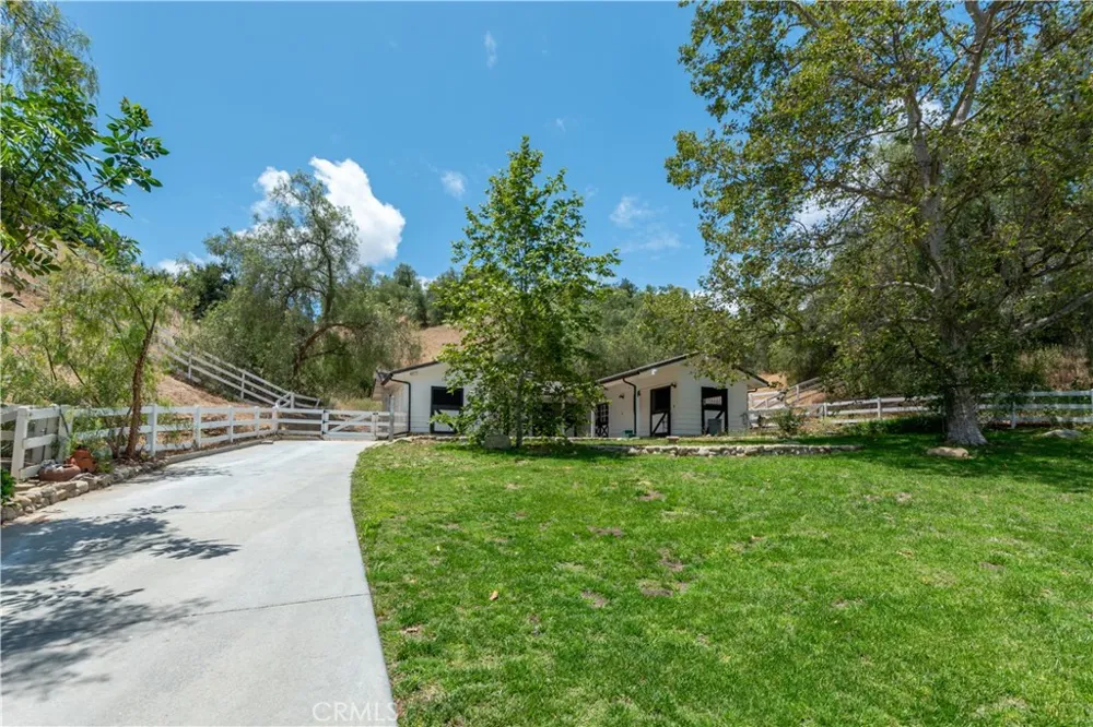 24232 LONG VALLEY ROAD Hidden Hills, CA 91302