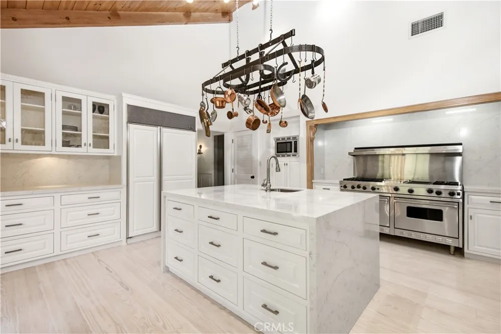 24232 LONG VALLEY ROAD Hidden Hills, CA 91302