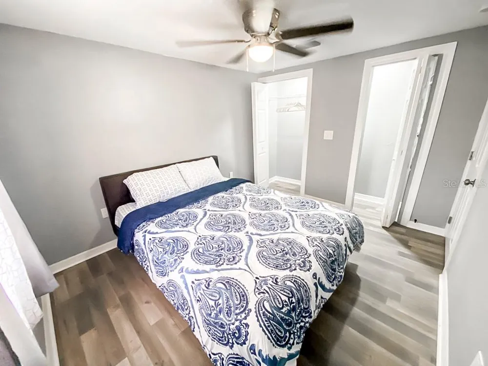 4303 CHESTNUT AVENUE Sarasota, FL 34234