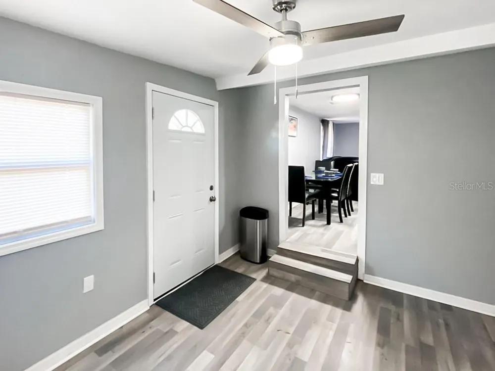 4303 CHESTNUT AVENUE Sarasota, FL 34234