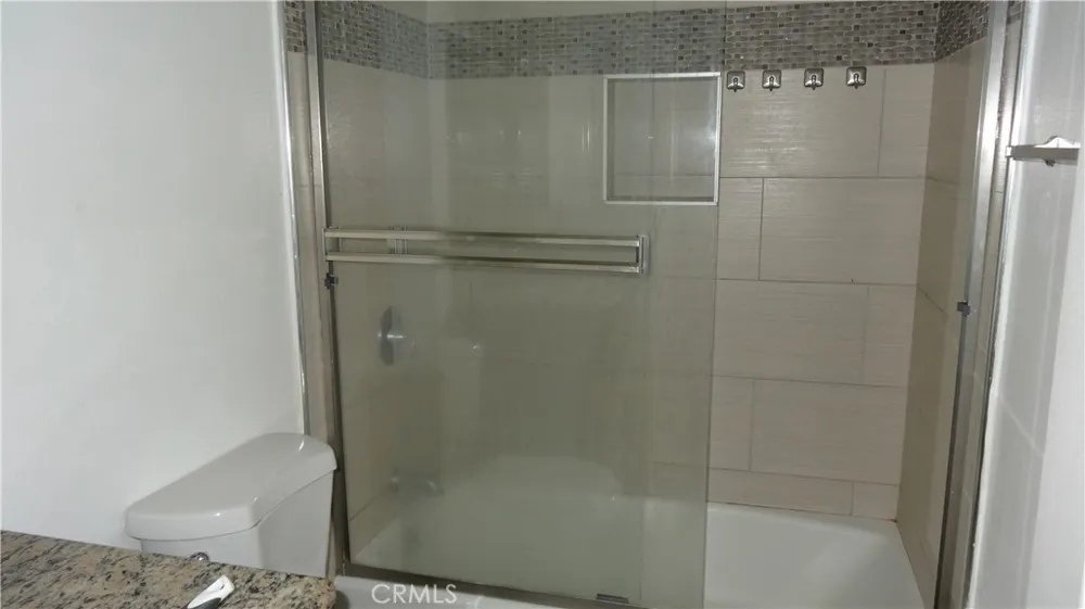 16741 Parthenia #3 Northridge, CA 91343