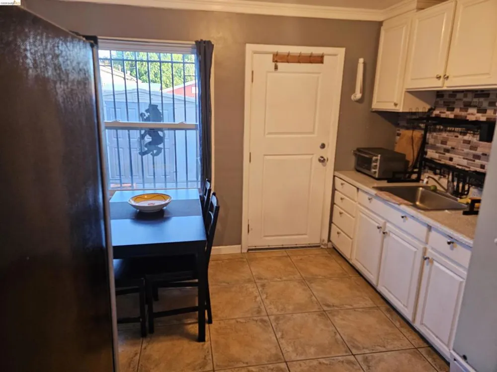 154 West Chanslor ave Richmond, CA 94801