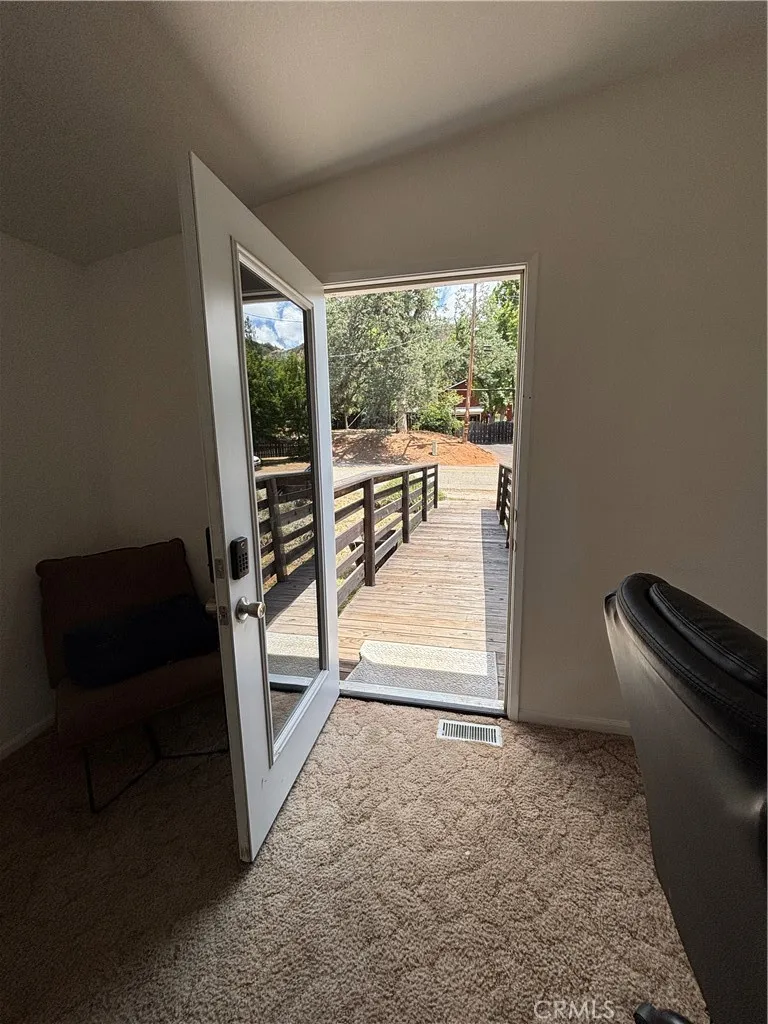 5151 Jones Street Mariposa, CA 95338