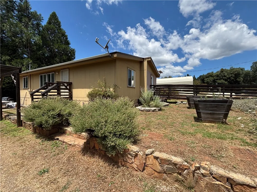 5151 Jones Street Mariposa, CA 95338