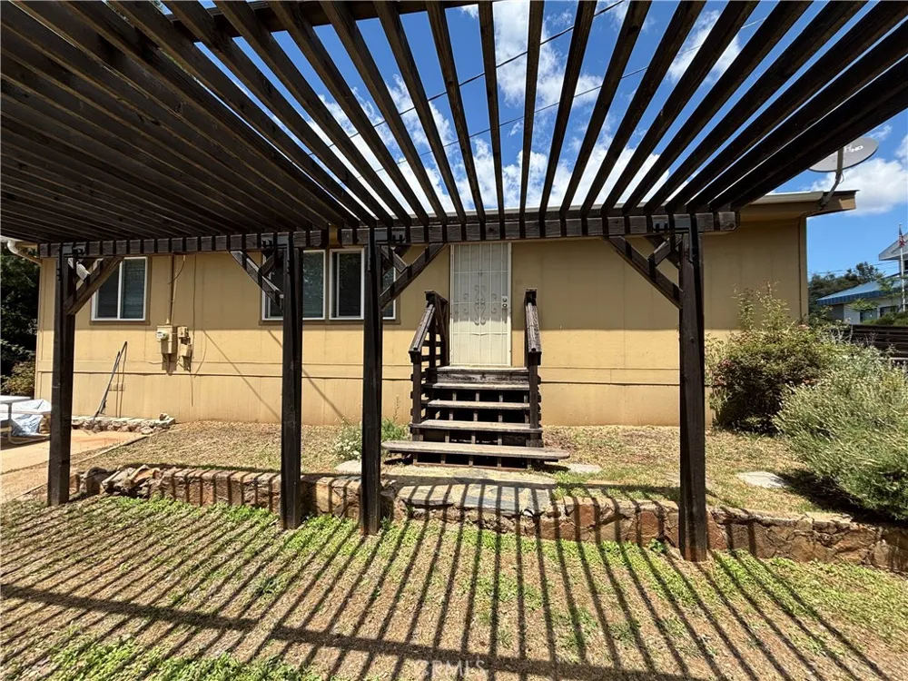 5151 Jones Street Mariposa, CA 95338