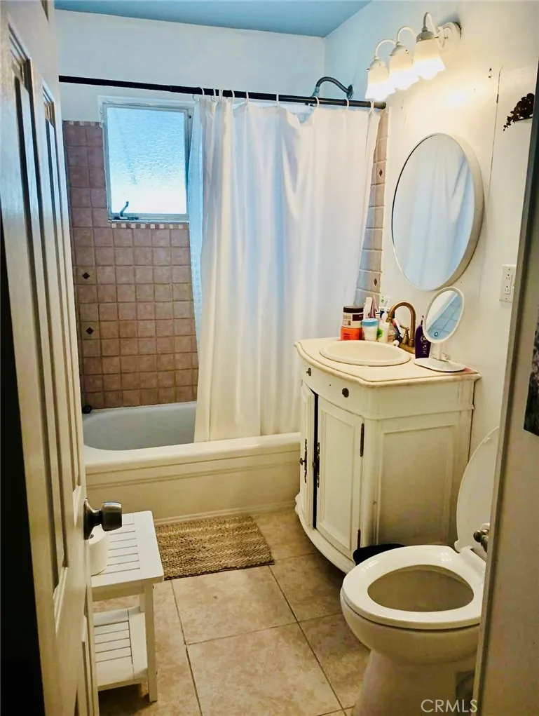 12639 Esther Boron, CA 93516