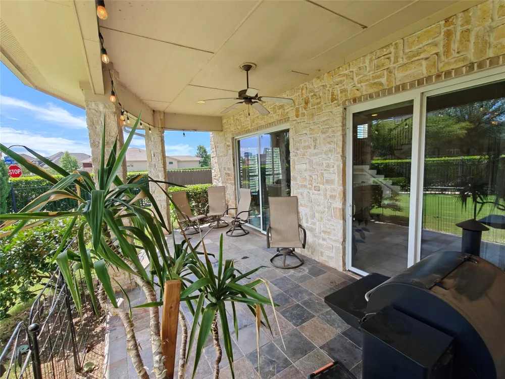 2541 Vineyard Drive Granbury, TX 76048