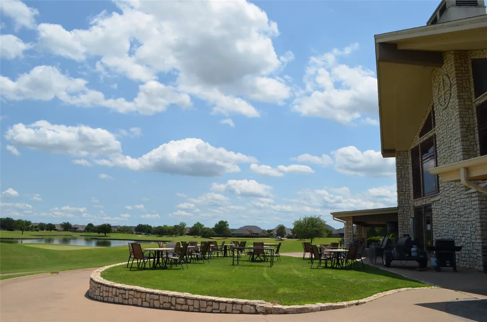 2541 Vineyard Drive Granbury, TX 76048