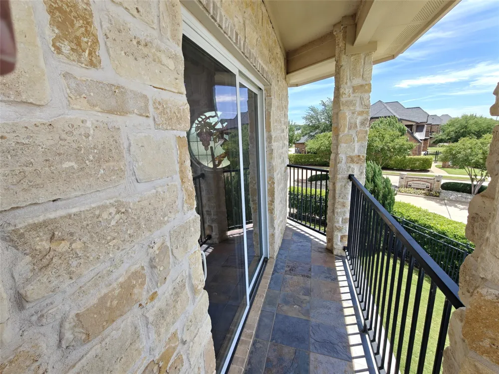 2541 Vineyard Drive Granbury, TX 76048