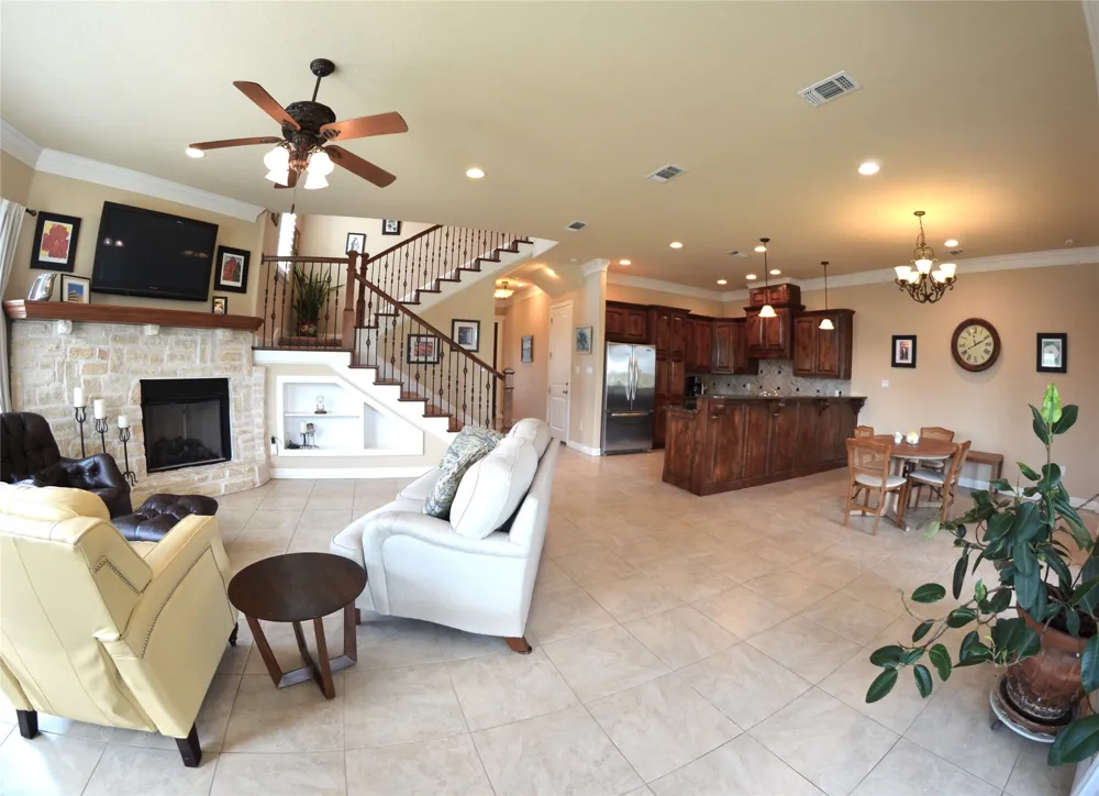 2541 Vineyard Drive Granbury, TX 76048