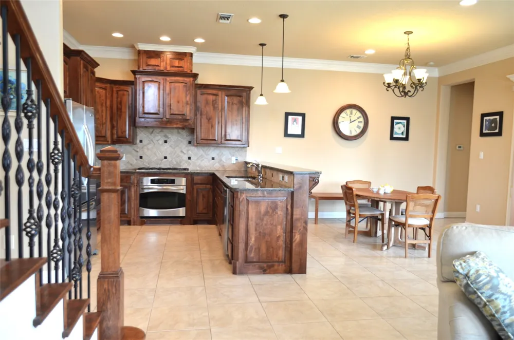 2541 Vineyard Drive Granbury, TX 76048