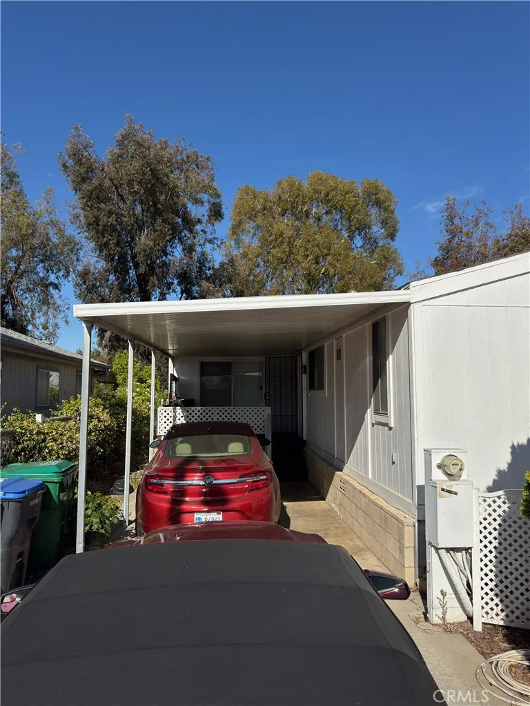 38310 Camino Cinife Murrieta, CA 92563