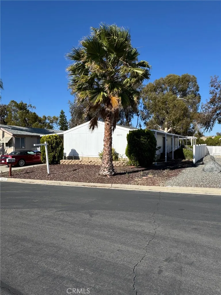 38310 Camino Cinife Murrieta, CA 92563