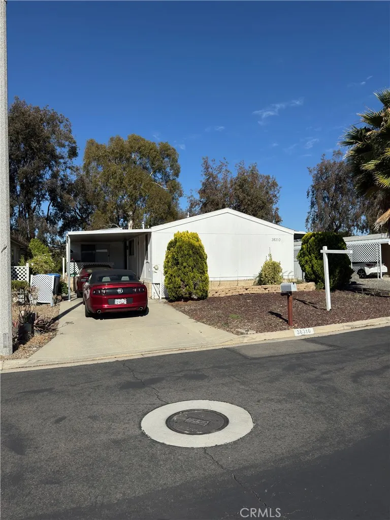 38310 Camino Cinife Murrieta, CA 92563