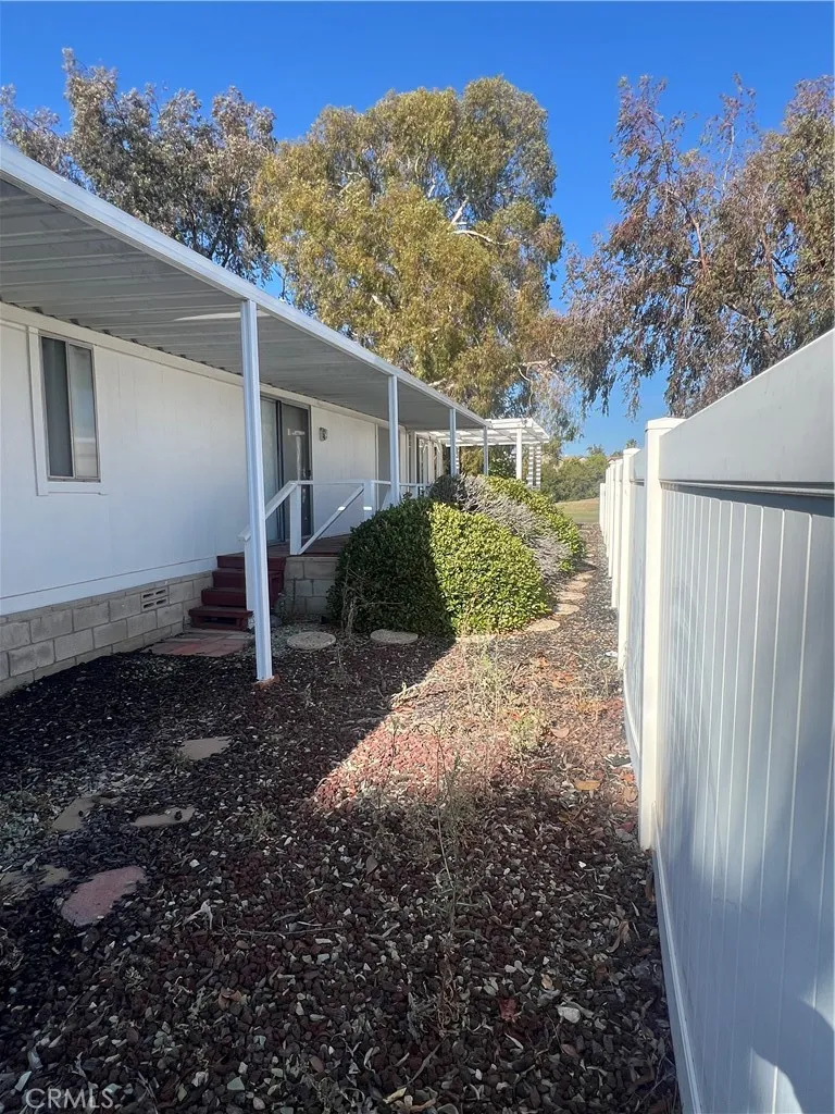 38310 Camino Cinife Murrieta, CA 92563